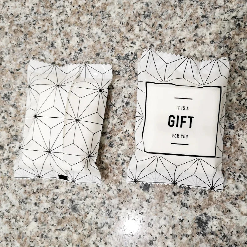 100pcs Plastic Heat Seal Candy Packaging Bag DIY Homemade Cake Cookies Dessert Nougat Candy Baking Gift Pack Bags Wedding Party