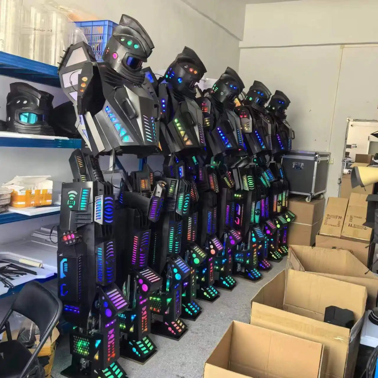 New Arrival Led Robot Dance Costume RGB Stilts Walker Led Robot Costumes Adult Luminous Robot Clothing for Nightclub Party