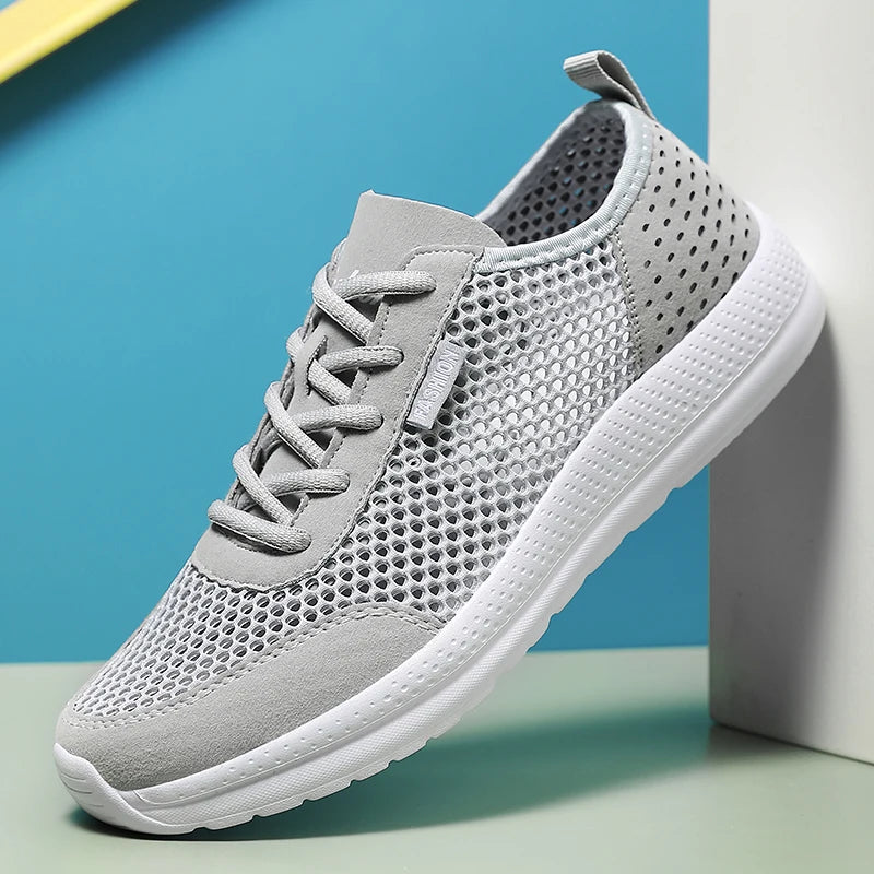 Wholesale Outdoor Fashion Sneakers Comfortable Size: 39-48 Walking Summer Lightweight Breathable Men Casual Running Shoes