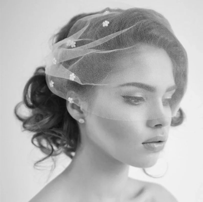 Black Birdcage Veil Blusher Veil Elegant Headband Veil White Beaded Flower Comb Wedding Party Hair Accessories Fascinators 2022