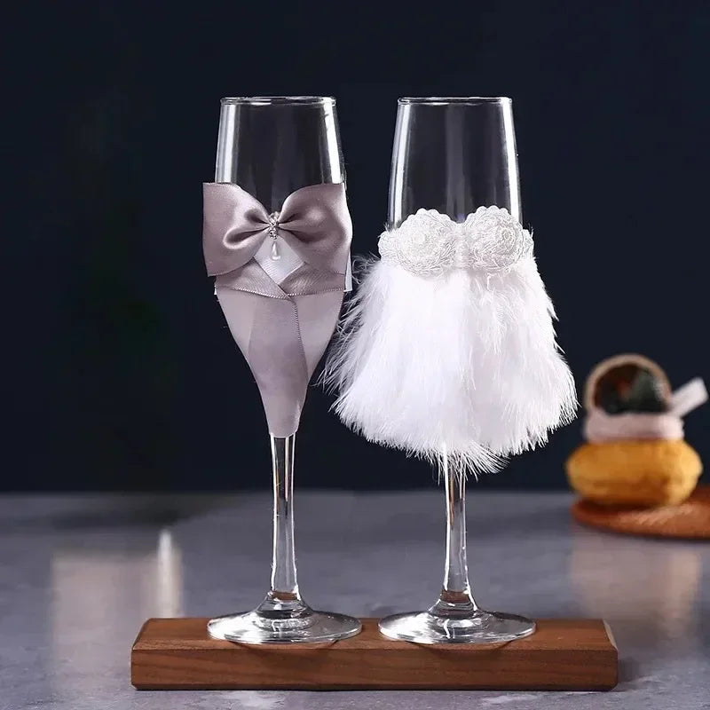 A Pair Exquisite Flute Cup Celebration Romantic Wedding Champagne Cup Lovers Glass Cup Special Gift Suitable for Wedding Party