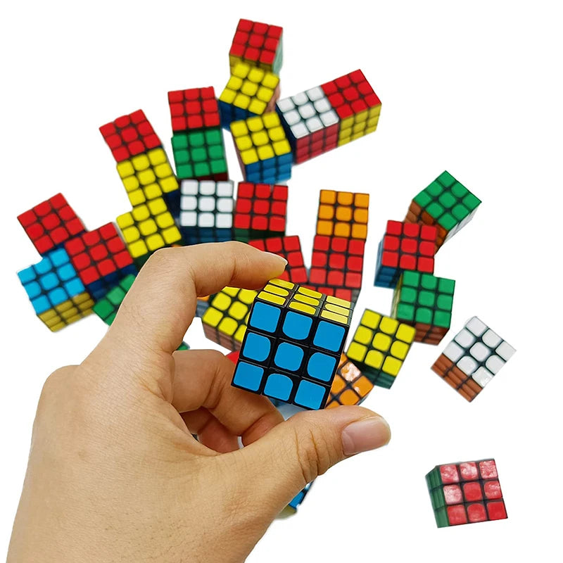 12pcs/bag 3cm Plastic Magic Cube Puzzle Toys Fidgets Kids Birthday Party Favor Carnival Party Gifts School Prizes Goodie Fillers
