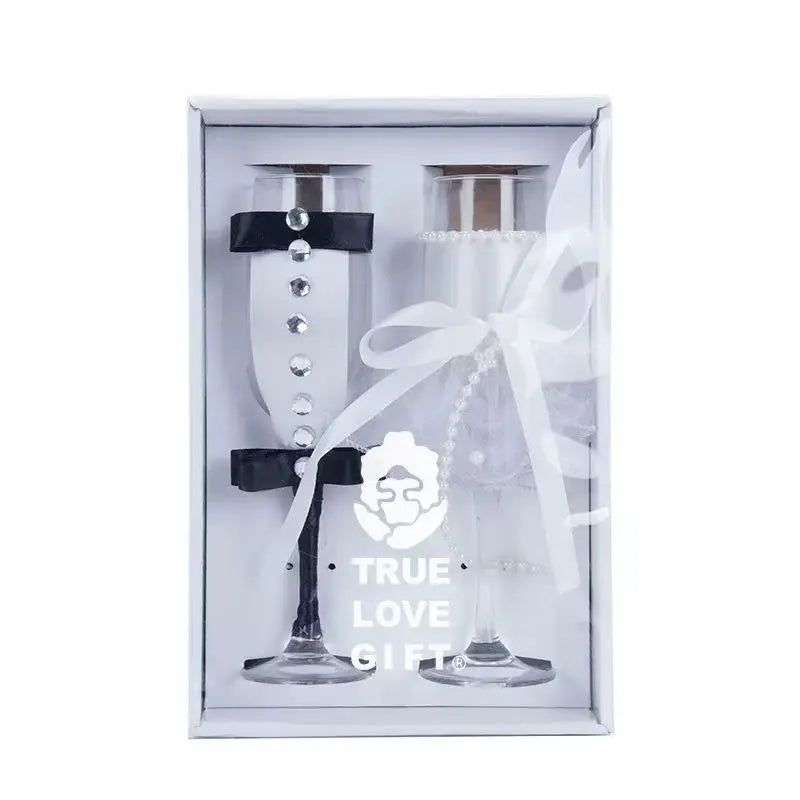 A Pair Exquisite Flute Cup Celebration Romantic Wedding Champagne Cup Lovers Glass Cup Special Gift Suitable for Wedding Party