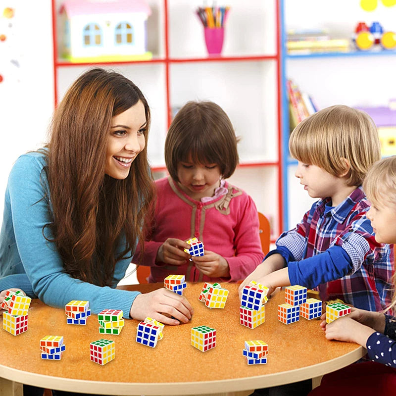 12pcs/bag 3cm Plastic Magic Cube Puzzle Toys Fidgets Kids Birthday Party Favor Carnival Party Gifts School Prizes Goodie Fillers